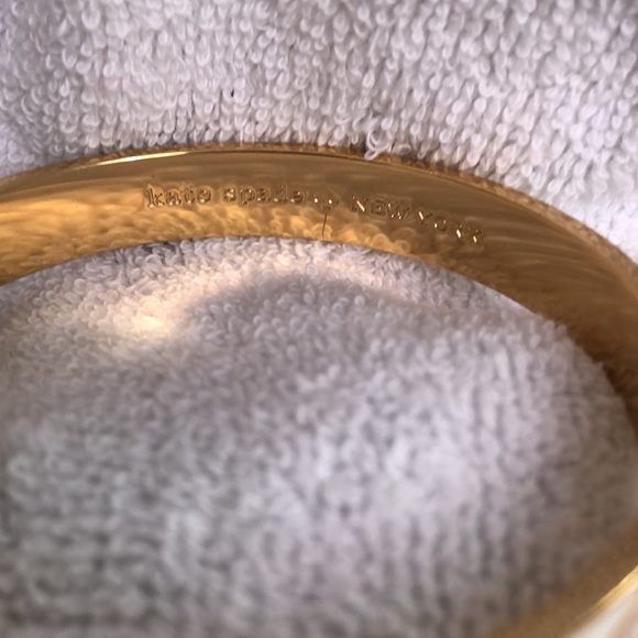 Kate spade enamel bracelet - Picture 2 of 2